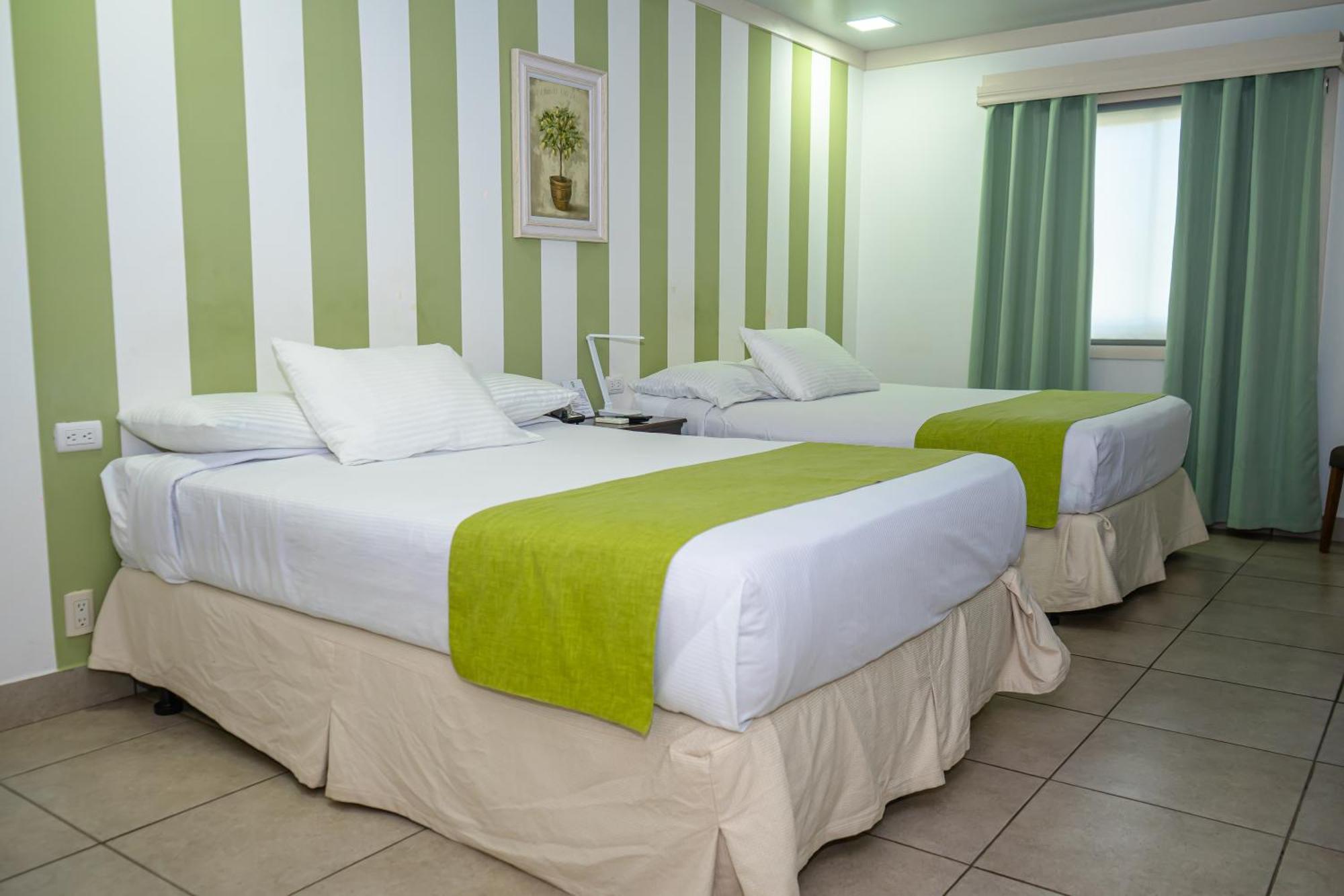 Hotel Zima San Isidro De El General Extérieur photo